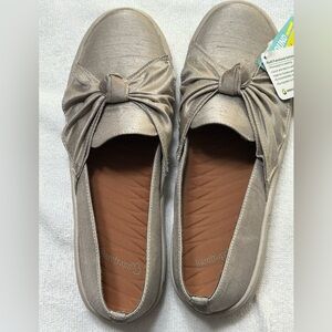 Baretraps Women's Silver beige Slip-On Shoes